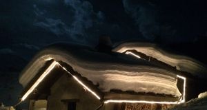 Week on the Snow in a Hut over the Alps