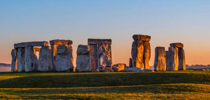 Stonehenge to live stream summer solstice