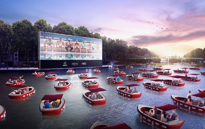 Paris hosts floating cinema on river Seine
