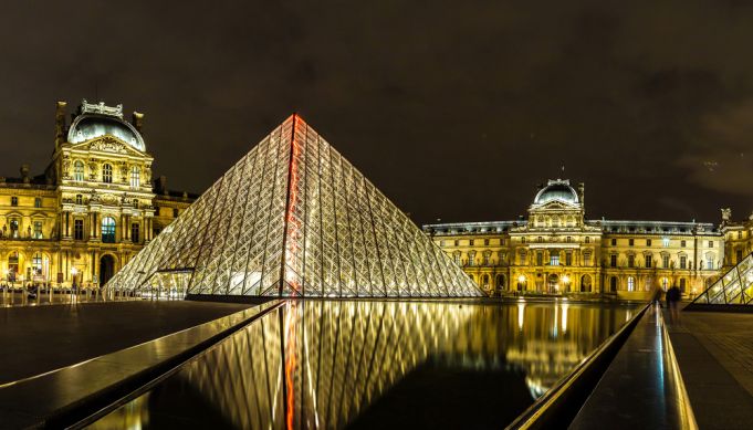 Paris reopens Louvre after covid-19 lockdown