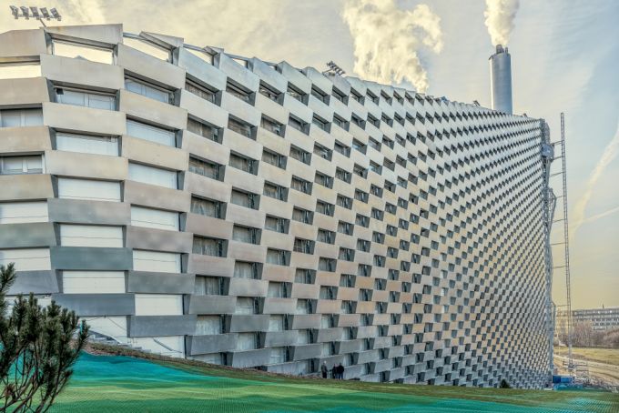 Opgewonden zijn Microprocessor Gedeeltelijk 85 meter high artificial wall built in Denmark for climbing