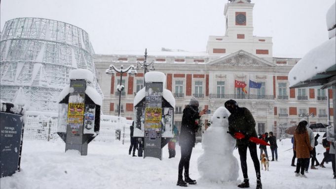 Storm Filomena: Spain smashes snowfall records after historic blizzard
