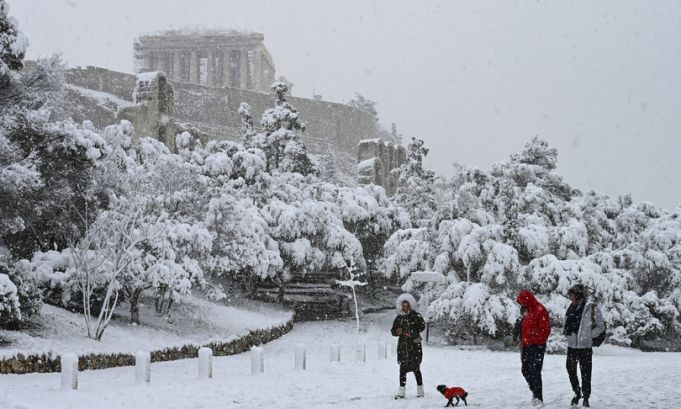 Snow in Athens