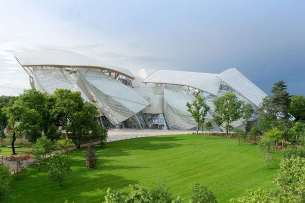 Frank Gehry's Louis Vuitton museum opens - image 2