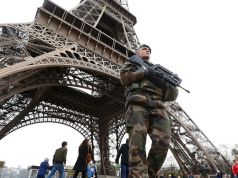 Eiffel Tower to install anti-terror screen