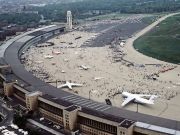 Berlin's Tempelhof airport to become tourist attraction